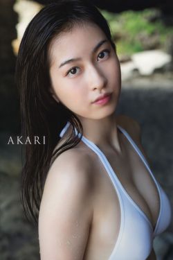 动漫美女被强行挤奶吸乳